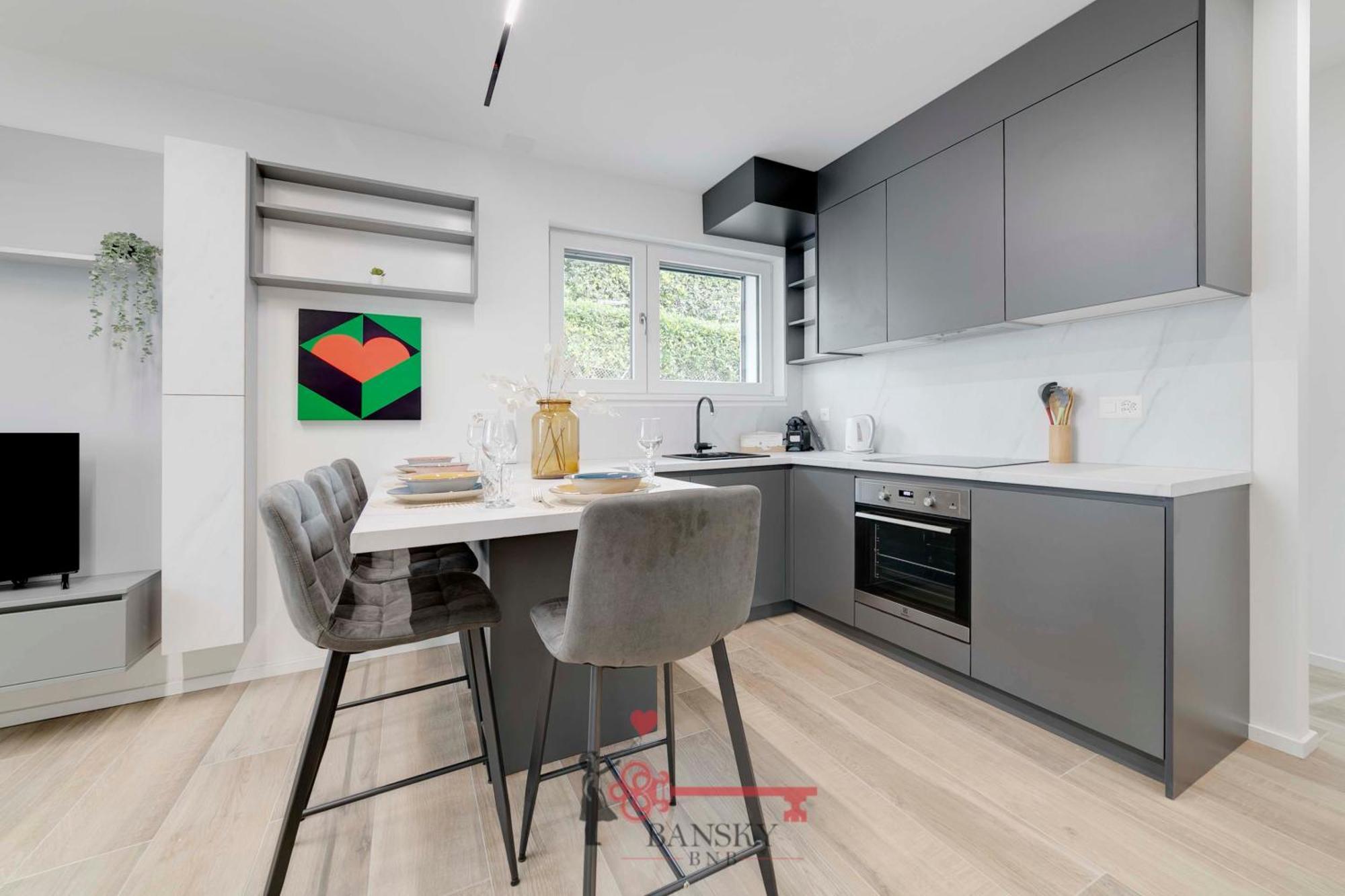 Home Sofia Room 2 - Modern Station -By Easylife Swiss Lugano Dış mekan fotoğraf