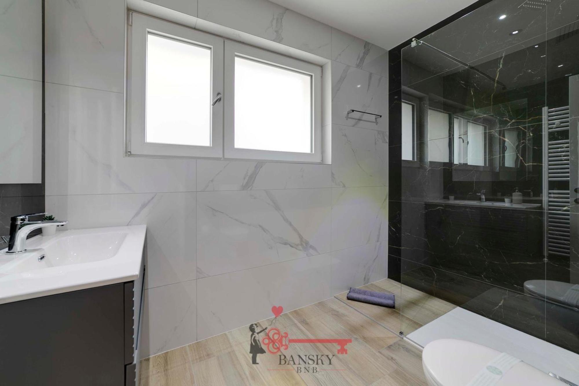 Home Sofia Room 2 - Modern Station -By Easylife Swiss Lugano Dış mekan fotoğraf